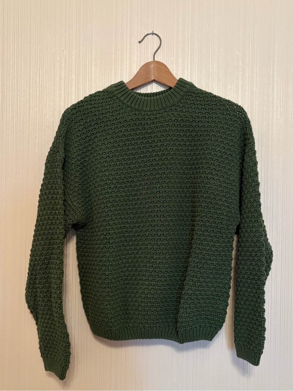 Set of two- Universal Threads Sweaters